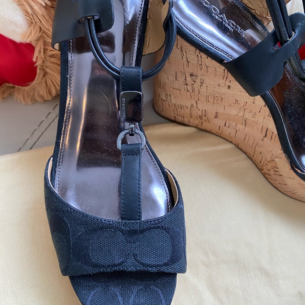 Shoes - Picture 2 of 5